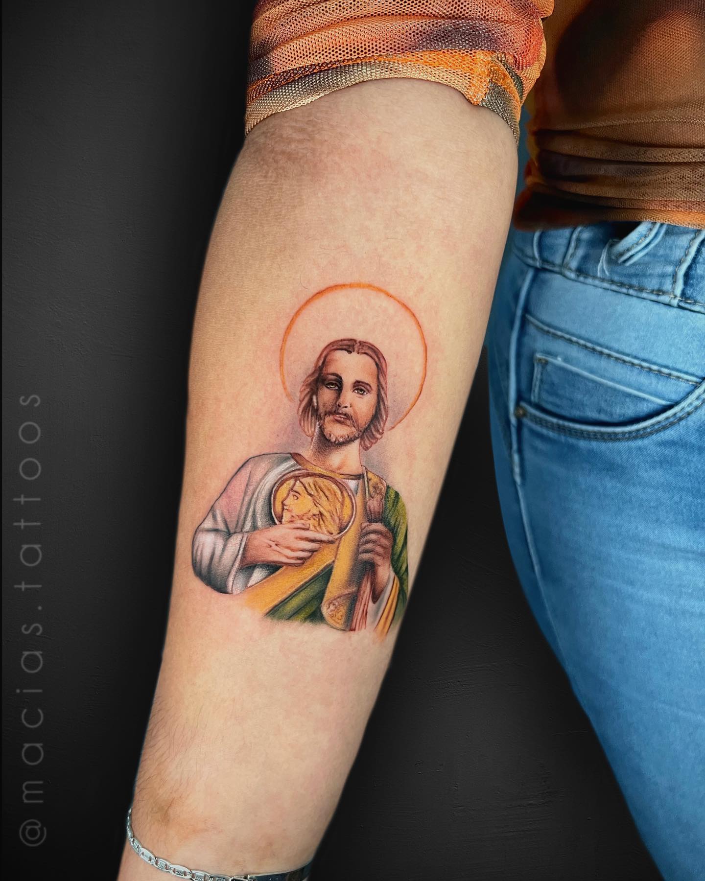 35 Tatuajes de San Judas Tadeo Un símbolo de esperanza, fe y fortaleza