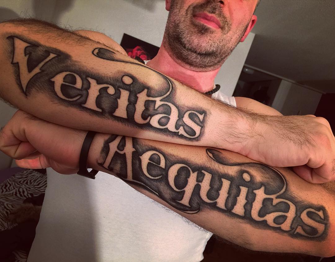 Tatuajes de ‘Veritas Aequitas’ (Verdad y Justicia) 15 diseños en HD